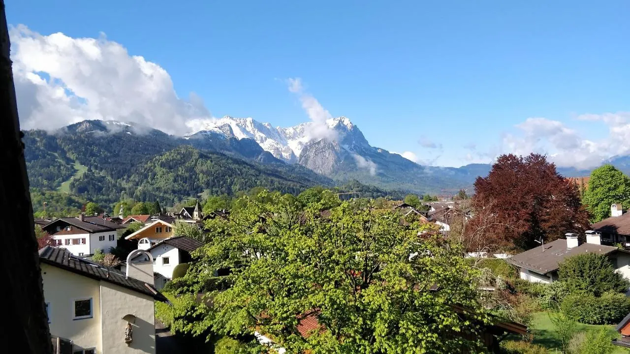Ferienwohnung Wettersteinblick Garmisch-Partenkirchen 0*,  Deutschland